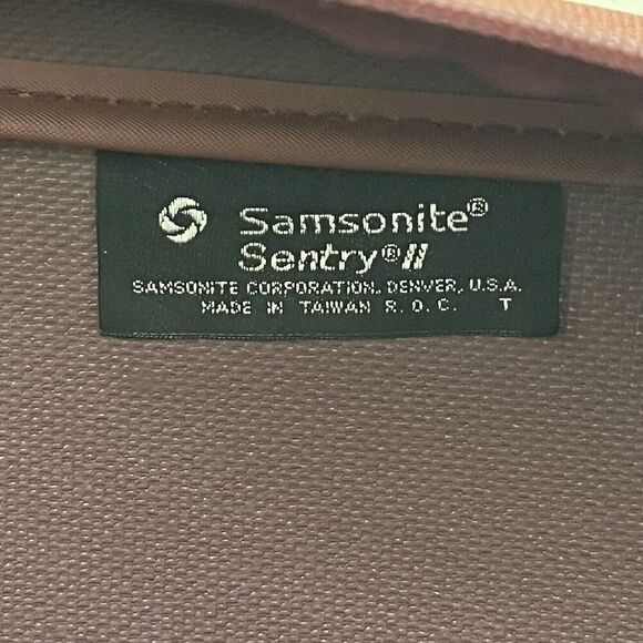 Vintage Samsonite Sentry II Shoulder Bag Carry on Luggage V Leather 15" Softside - Picture 2 of 16